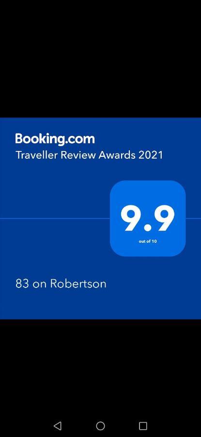 83 On Robertson Villa Reebok Eksteriør billede